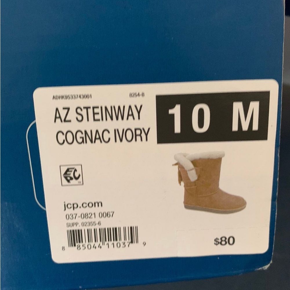 Arizona Women’s Boots size 10